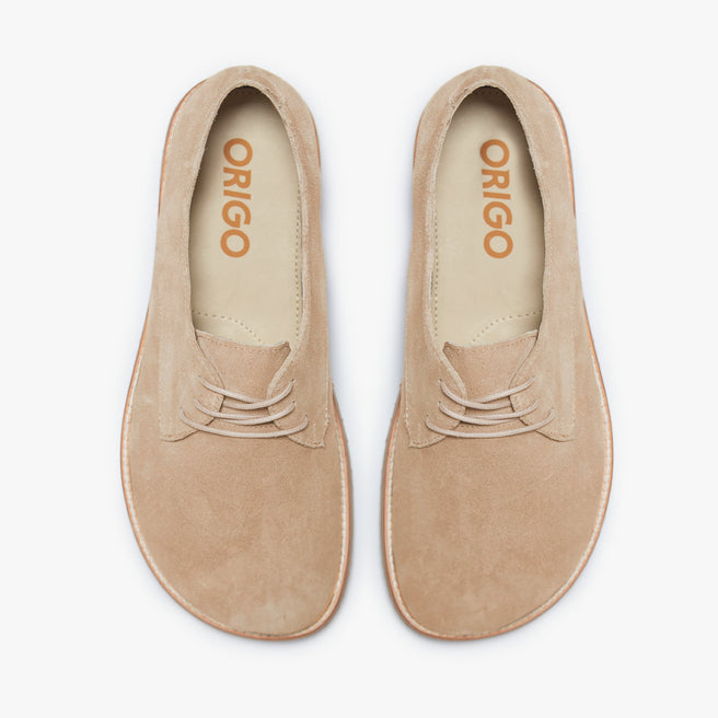 The Derby para Hombre, Beige Suede - vista cenital del par