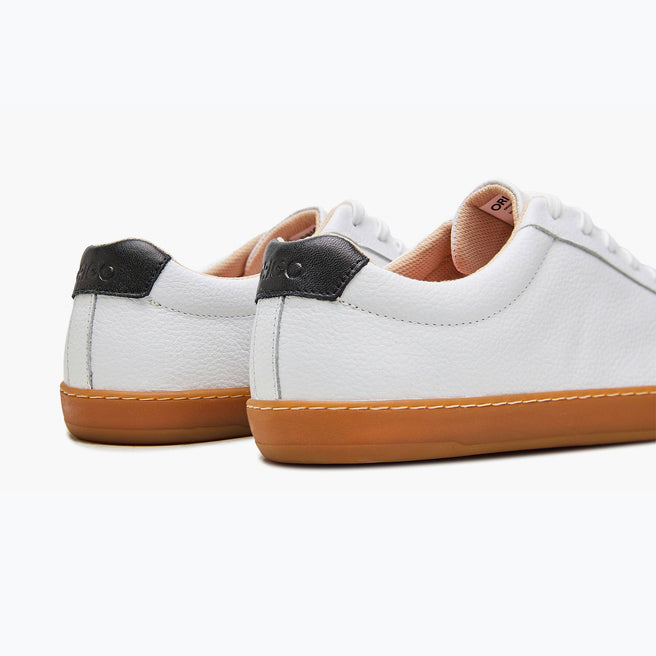 Tenis barefoot Everyday Sneaker Gen 4 en piel natural White & Black with Amber Sole para hombre Origo - vista 4