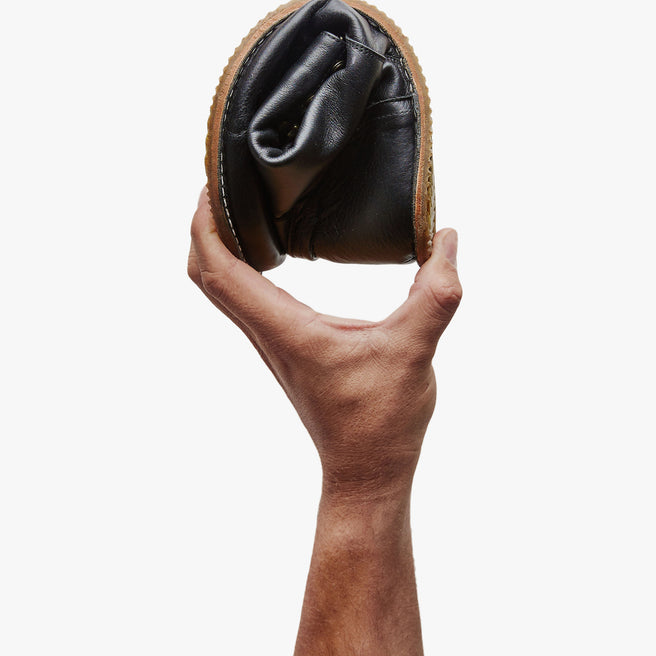 The Adventurer Boot para Hombre, Black - suela flexible doblándose