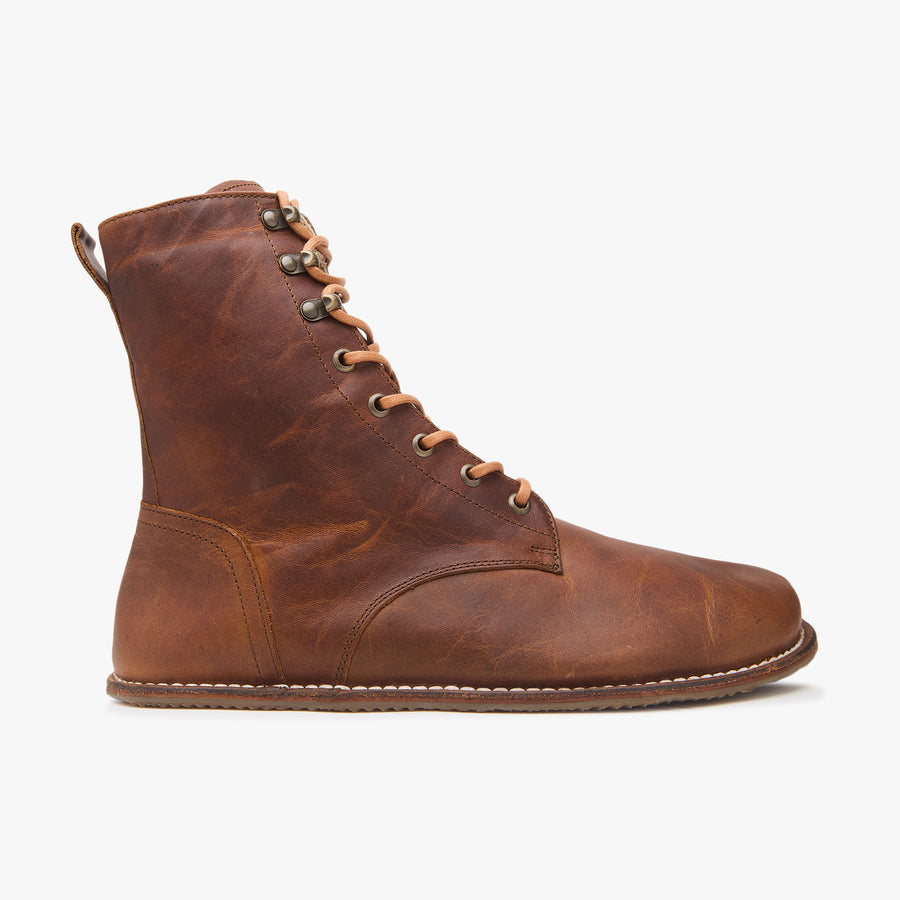The Adventurer Boot para Hombre, Vintage Brown - vista angulada de una bota