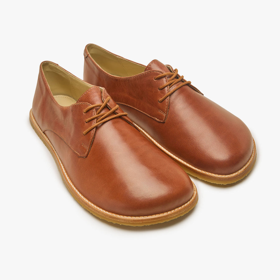 The Derby para Hombre, Cinnamon - el par en tres cuartos